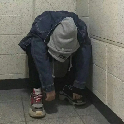 小众不撞款风格男头