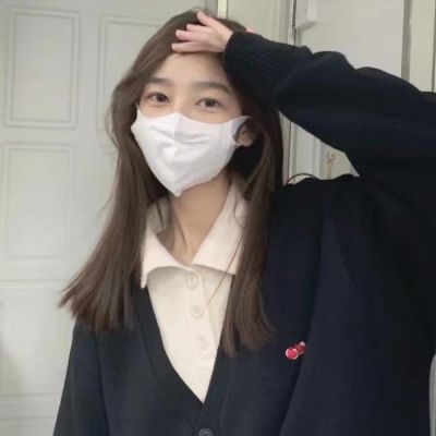 甜酷戴口罩女生微信头像