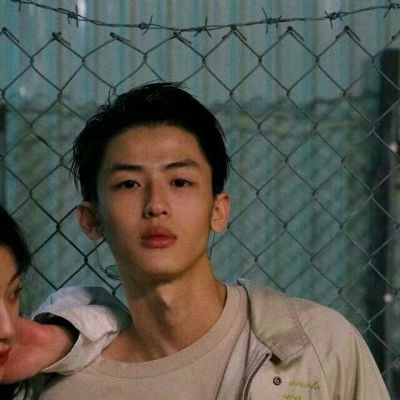 小众高级复古滤镜真人情侣头像