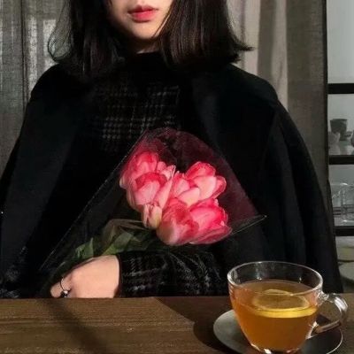 浪漫意境女生头像图片