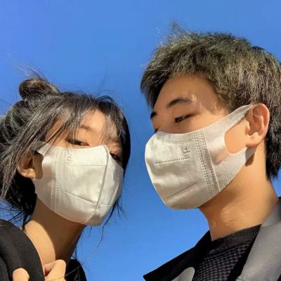 2026真人一左一右情侣头像