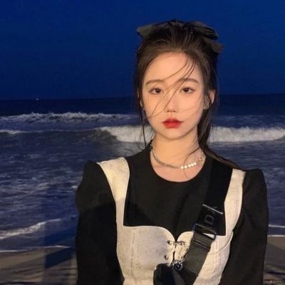 ins意境女生头像