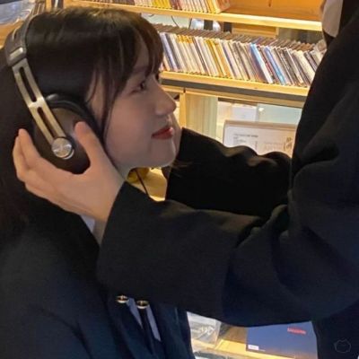 ins真人恩爱情头