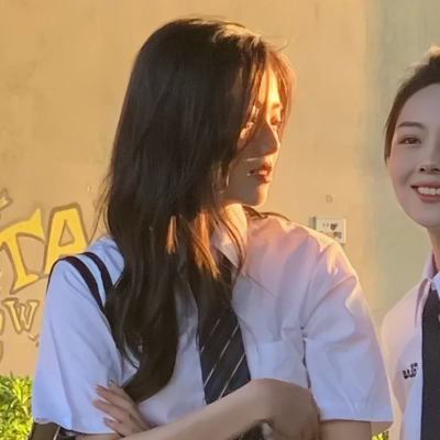 2026年超火真人闺蜜头像