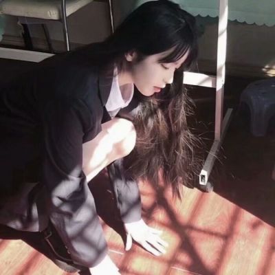 浪漫意境女生头像图片