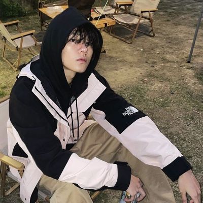 超酷成熟风男生头像