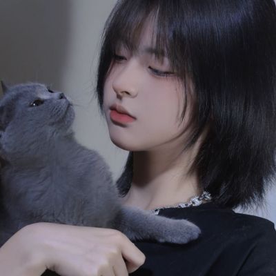 2026热门女生真人网图头像