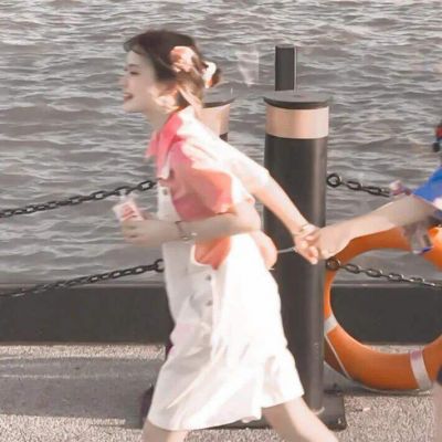 2026年超火真人闺蜜头像