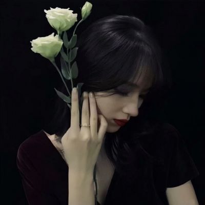 浪漫意境女生头像图片