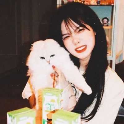 2026热门女生真人网图头像