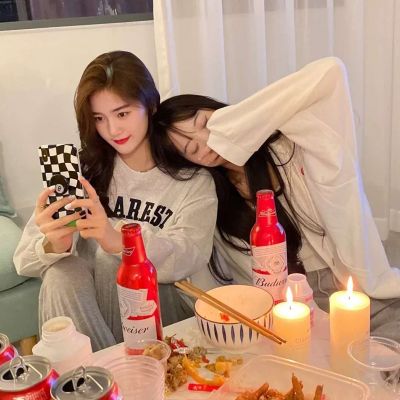 2026年超火真人闺蜜头像