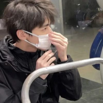 真人侧脸高清男生头像图片