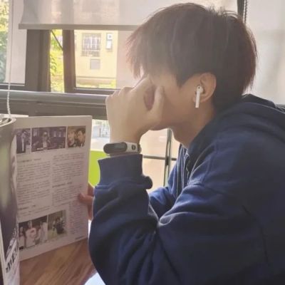真人侧脸高清男生头像图片