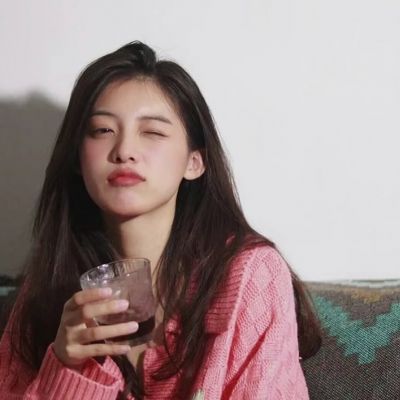 2025女生微信头像最新版图片