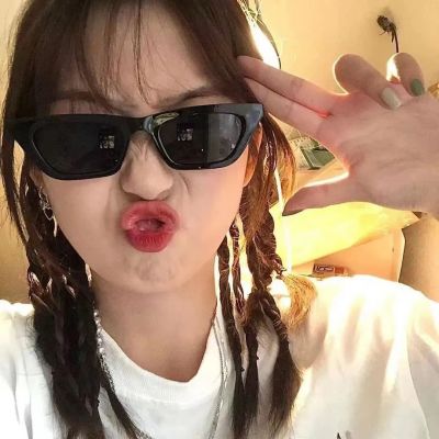 女生唯美头像高级感图片