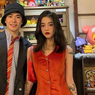 情侣头像2张一对学生真人
