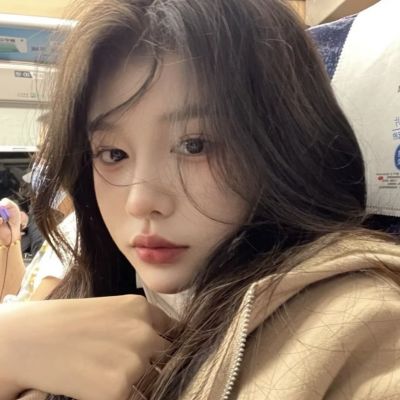 纯欲风真人女生头像ins风格图片