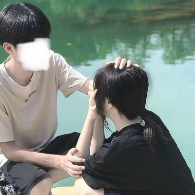wechat情侣头像真人一对两张图片