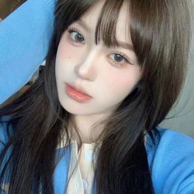 女生头像ins真人气质