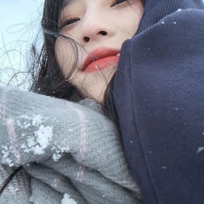 2025ins女生头像真人图片