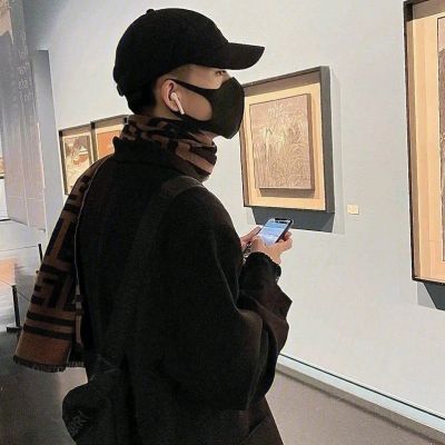 高级感微信头像图片男小众