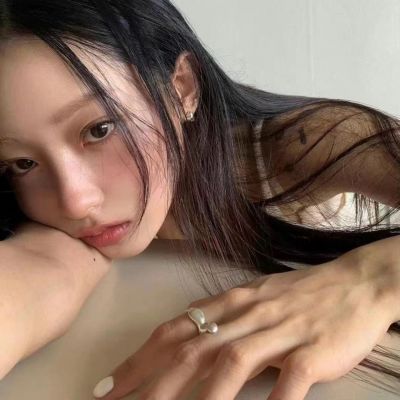 丧气头像女生图片真人高清好看