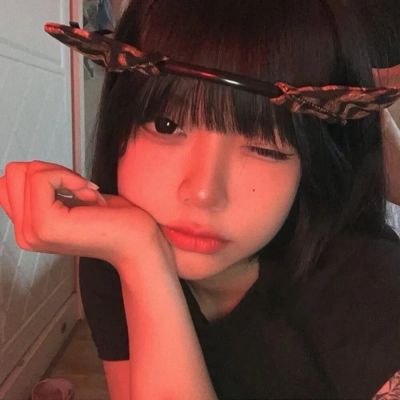 个性微信头像高质量女生真人图片