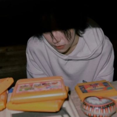 清新脱俗文艺范男头图片