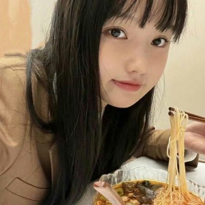 微信女生头像ins甜妹可爱图片
