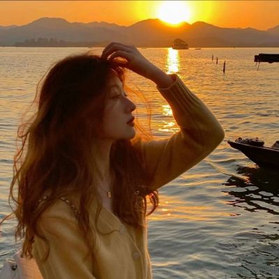 ins风高级感微信女头图片