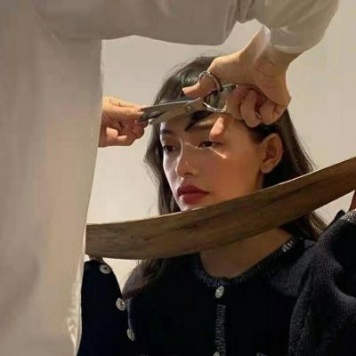 ins风高级感微信女头图片