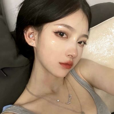 纯欲风真人女生头像ins风格图片