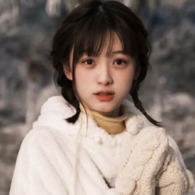氛围感真人优质女生头像图片