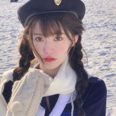 氛围感女生头像唯美高清图片
