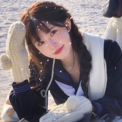 氛围感女生头像唯美高清图片