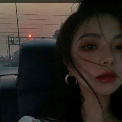 2025新女头高清图片
