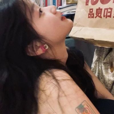 头像2025年的新头像女生图片