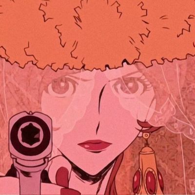 女生动漫头像持枪