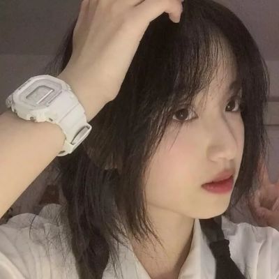 头像2025年的新头像女生图片