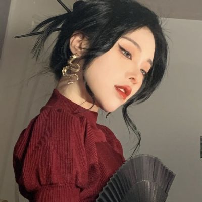 2025头像女生高级真人图片