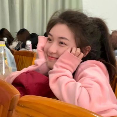 2025女生头像真人ins风格图片