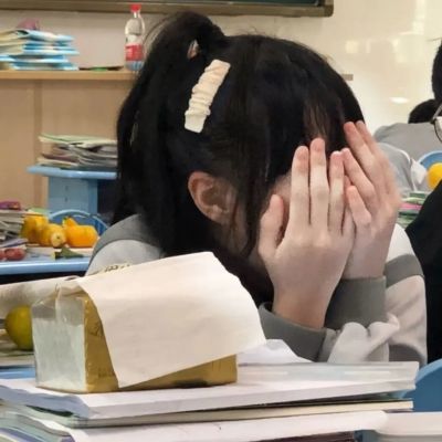 2025学生党情头一左一右图片