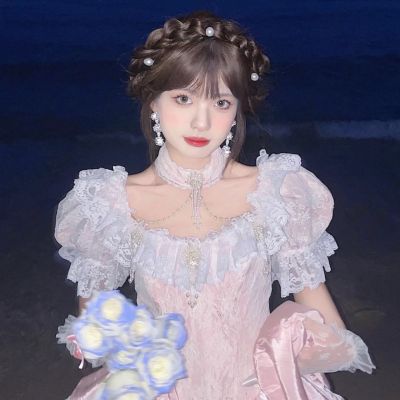 2025清新意境魅力真人女头图片
