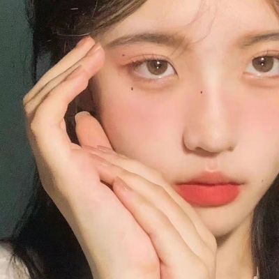 2025新女头高清图片