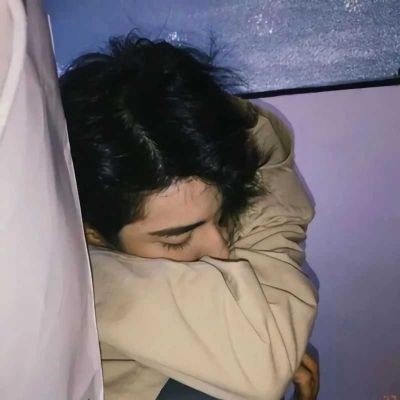 稀有难找的男生头像图片