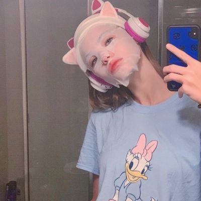 女生新款2025欧美头像图片