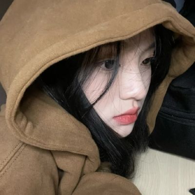 2025个性女生微信头像图片好看优质