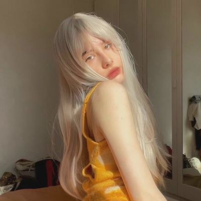 2025年微信头像欧美女生霸气图片