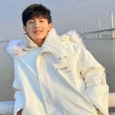 2025最火的水印情头图片