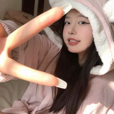图片高级感真人头像女生